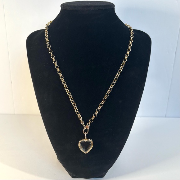 Heart-shaped glass locket (multiple available upon request) - Picture 2 of 7